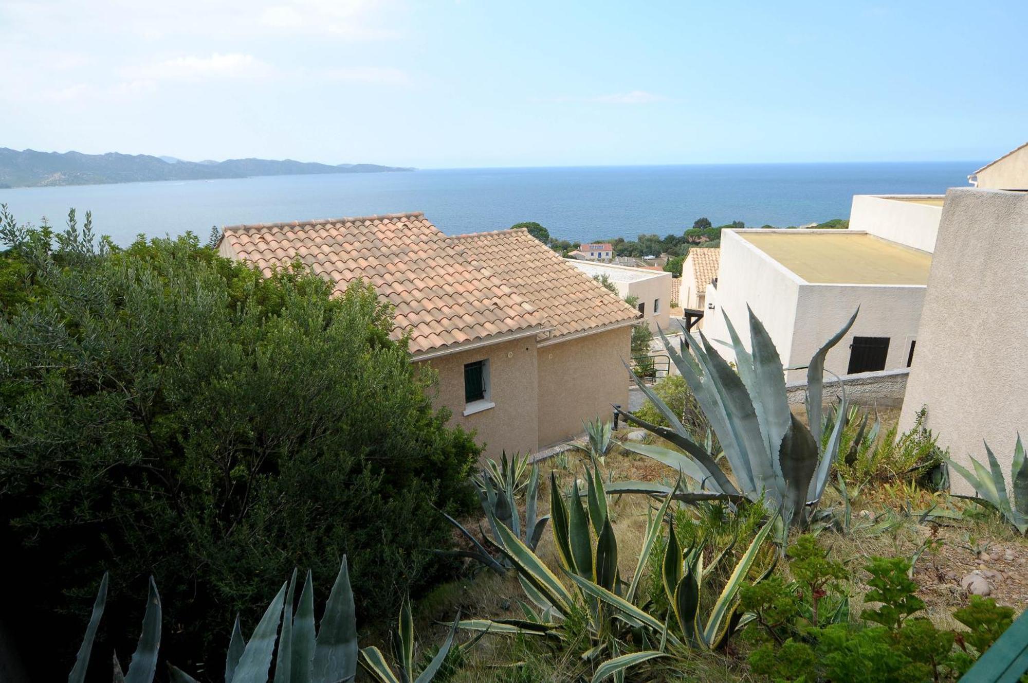 Residence Costa D'Oru Сен-Флоран Екстериор снимка